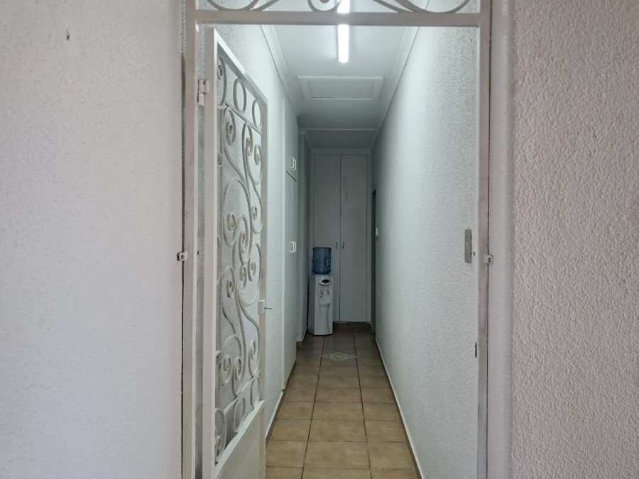To Let 2 Bedroom Property for Rent in Monte Vista Western Cape